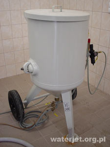 zbiornik �cierniwa waterjet